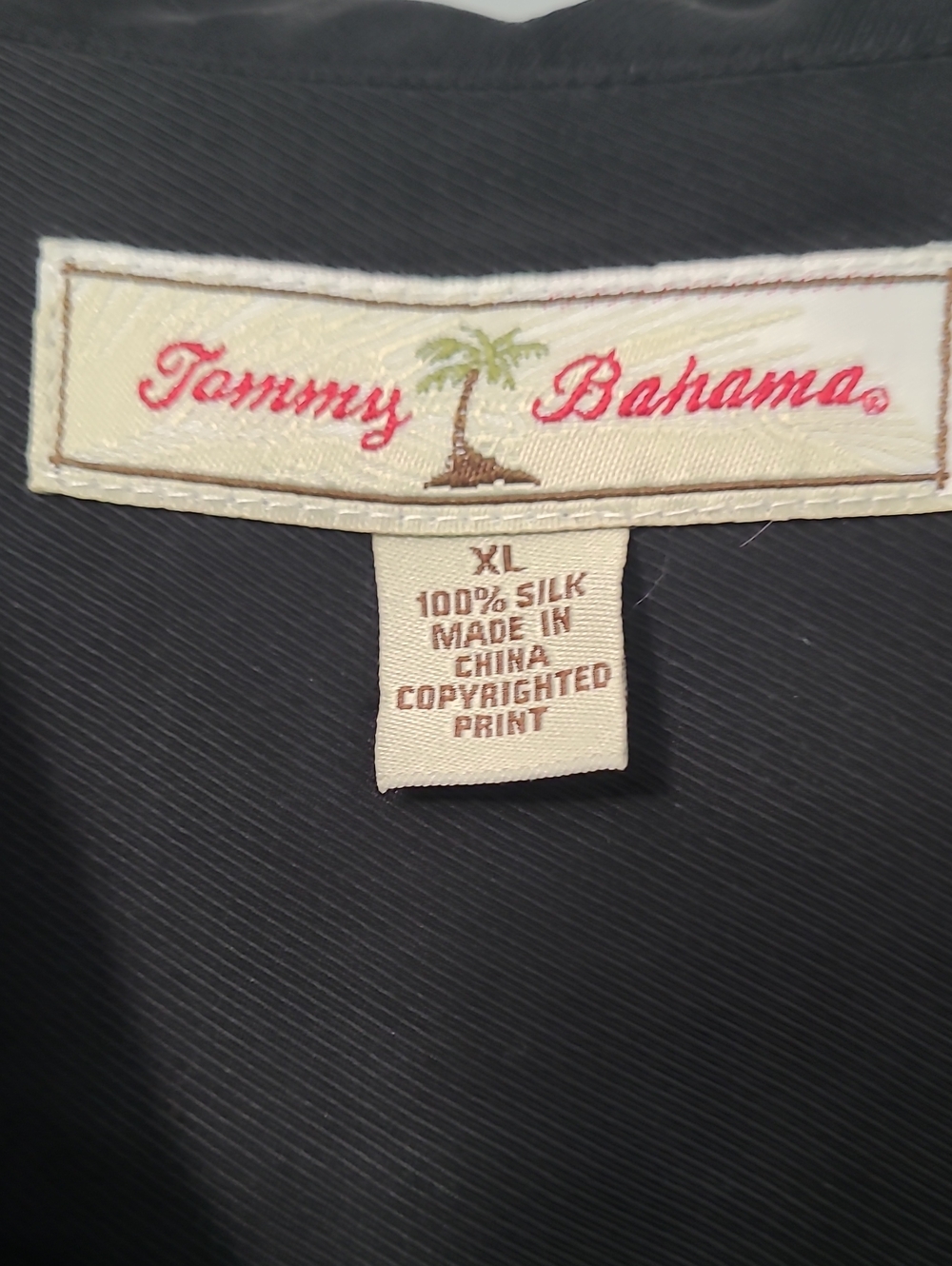 Tommy Bahama Vintage Embroidered Mens XL - Picture 3 of 11